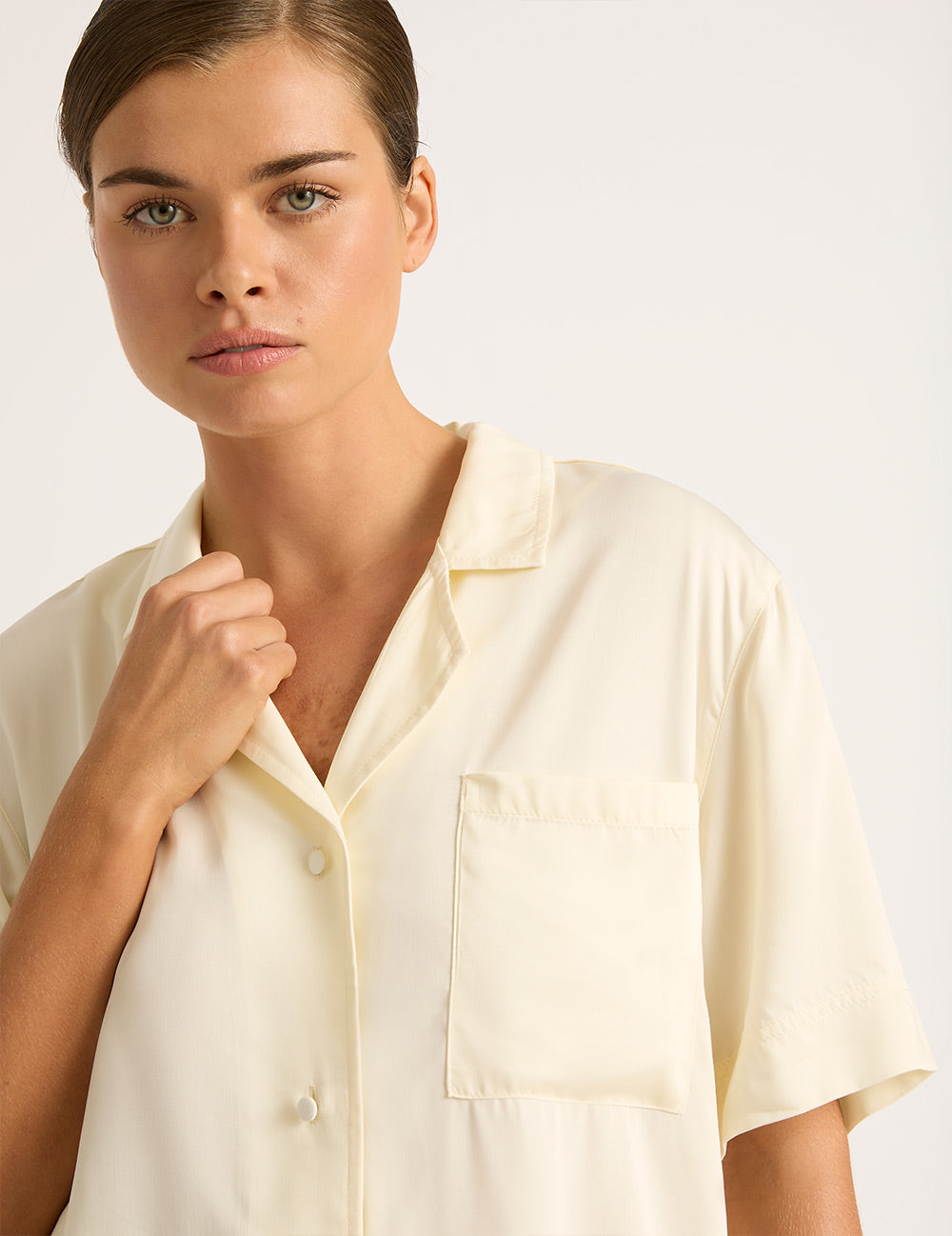 Vegan Silk Short Sleeve Shirt - Pearl