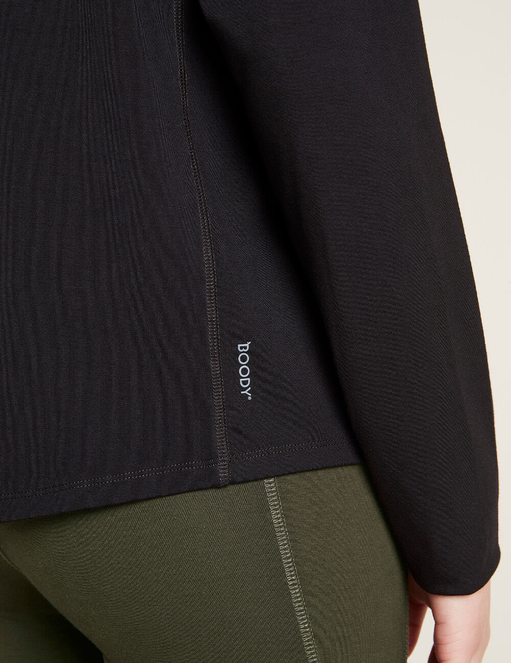 Women_s-Long-Sleeve-hodded-T-Shirt-Black-Detail.jpg