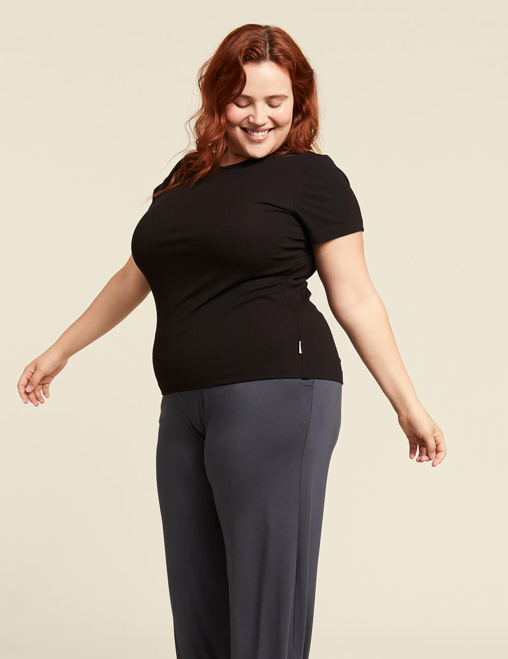 Women's Ribbed Crew Neck T-Shirt - Black