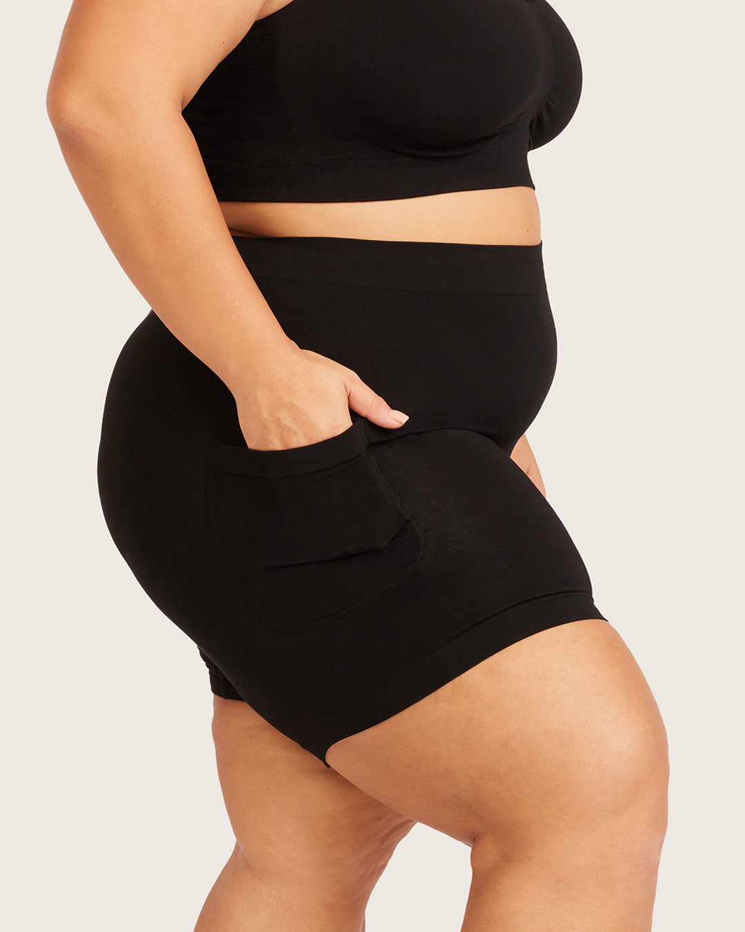 Seamfree Undershorts with Pocket 6" - Black