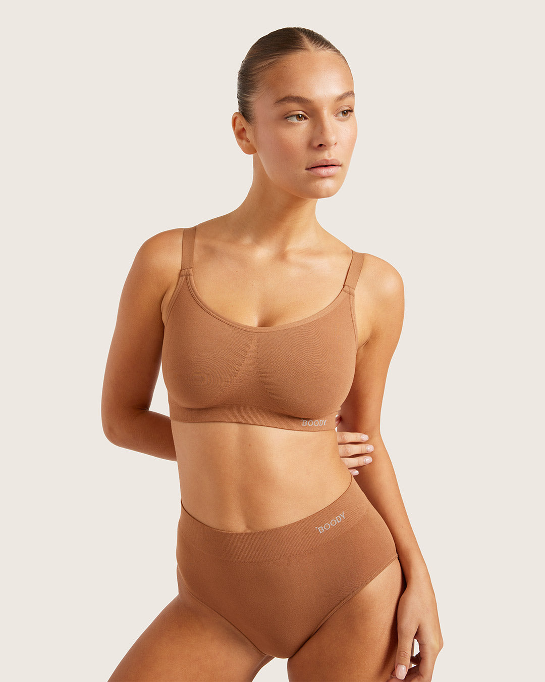 Full Bust Wireless Bra - Maple