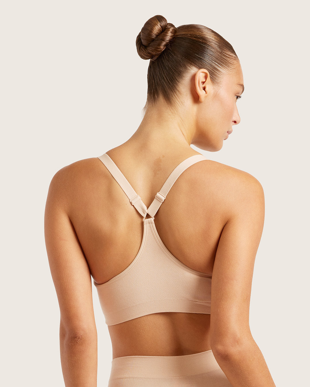 Full Bust Wireless Racerback Bra - Shell