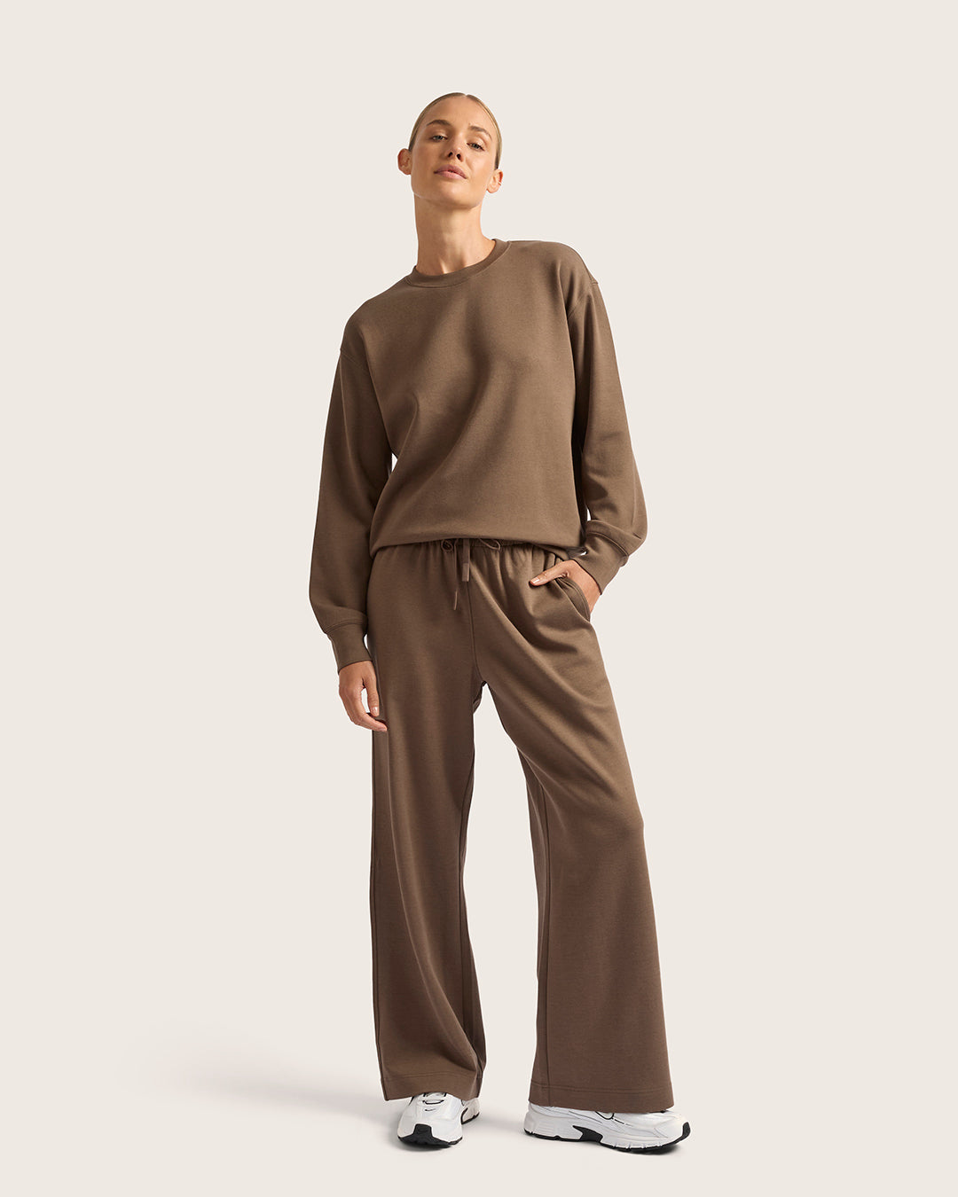 Women's Straight Leg Sweat Pants - Oyster